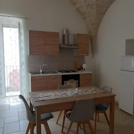 La Casa Di Chicca بيت للعطل *
